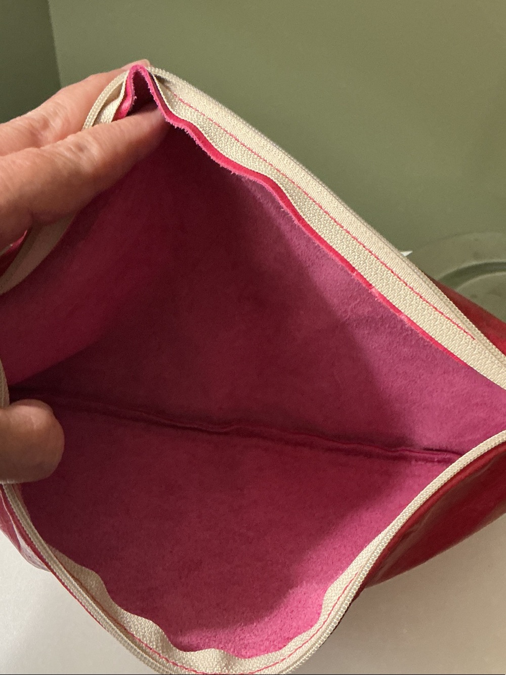 Pink Leather Gold Fish-Print Zip Pouch Cosmetic Toiletry Bag Zip Top - Picture 4 of 4